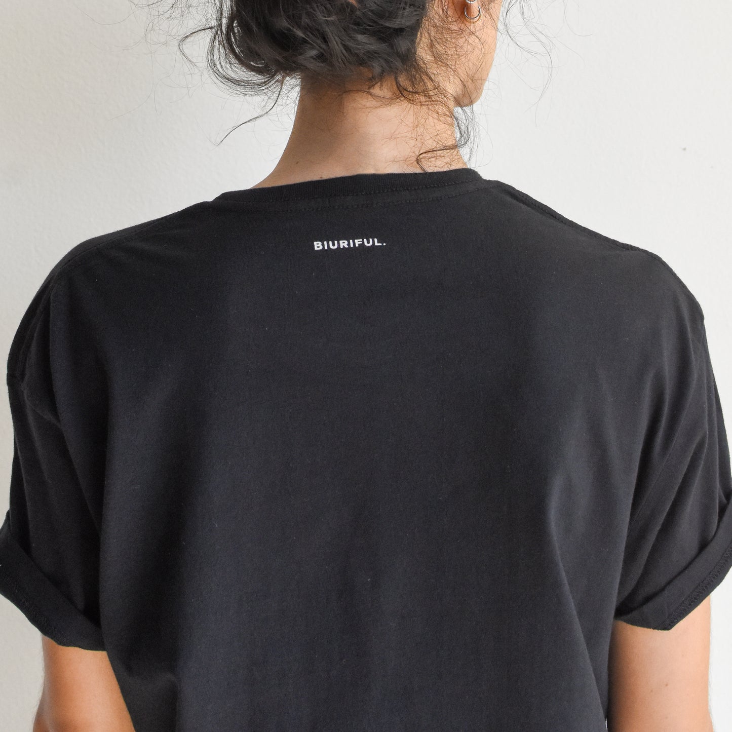 BIURIFUL T-SHIRT BLACK NIPPLES RAINBOW