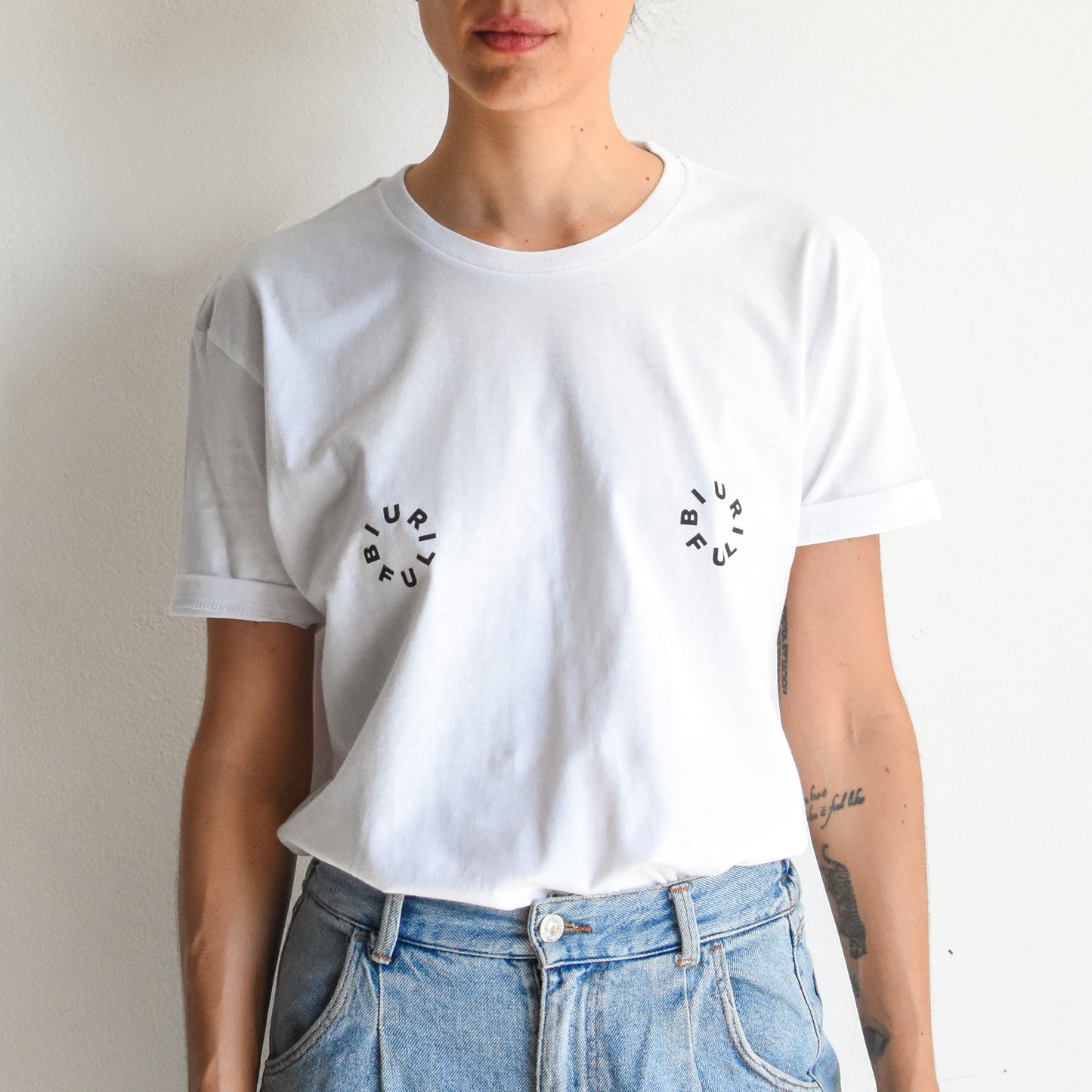 BIURIFUL T-SHIRT WHITE NIPPLES BLACK