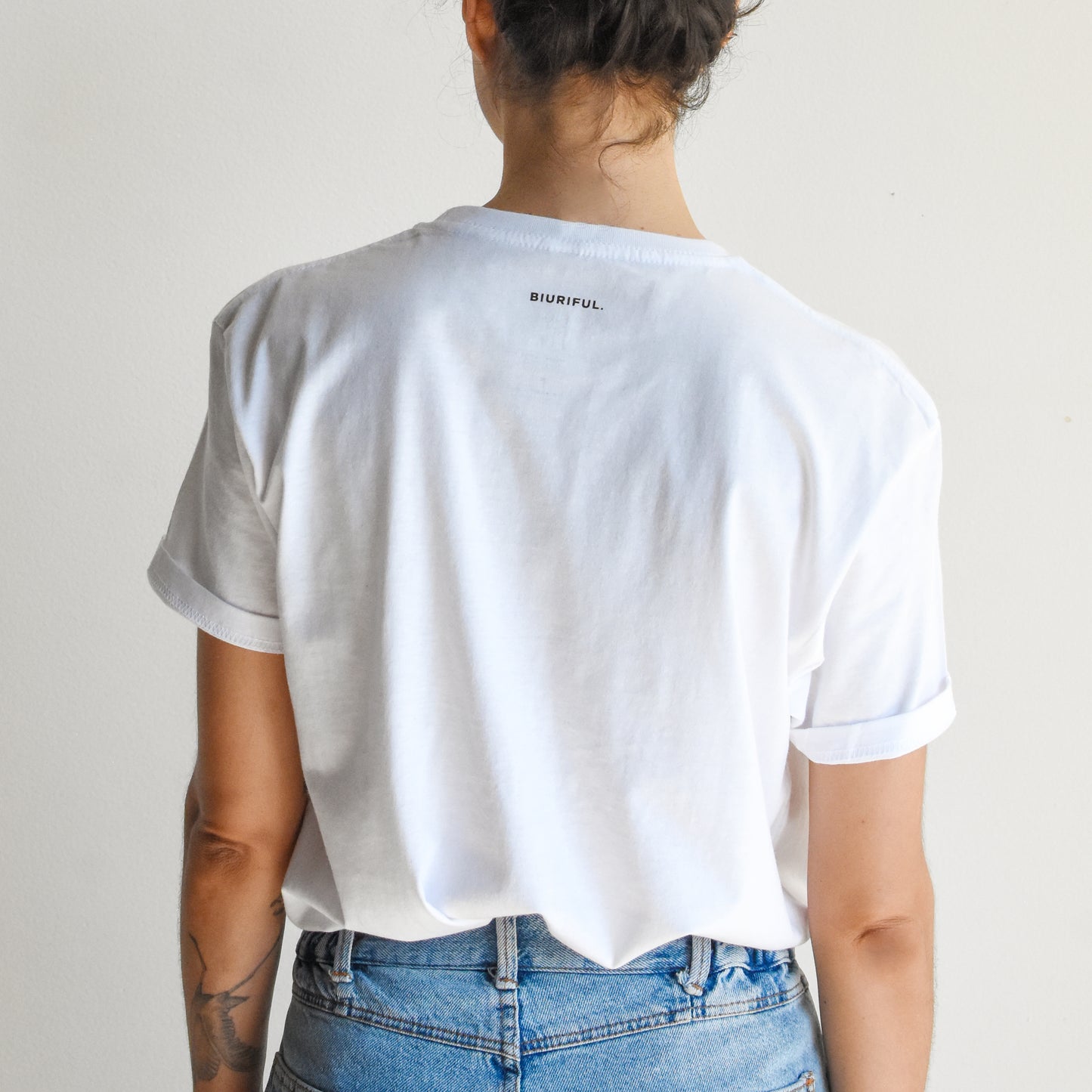 BIURIFUL T-SHIRT WHITE BOOBS BLACK