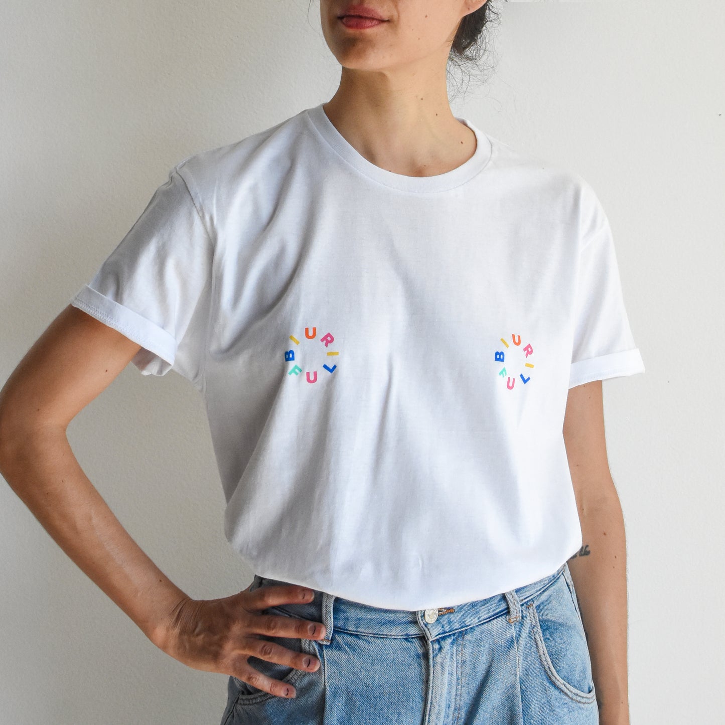 BIURIFUL T-SHIRT WHITE NIPPLES RAINBOW