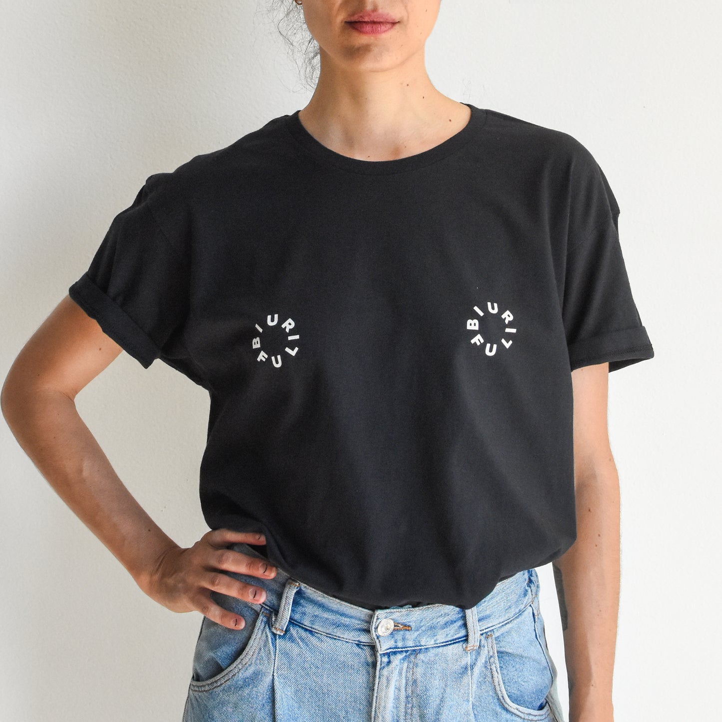 BIURIFUL T-SHIRT BLACK NIPPLES WHITE