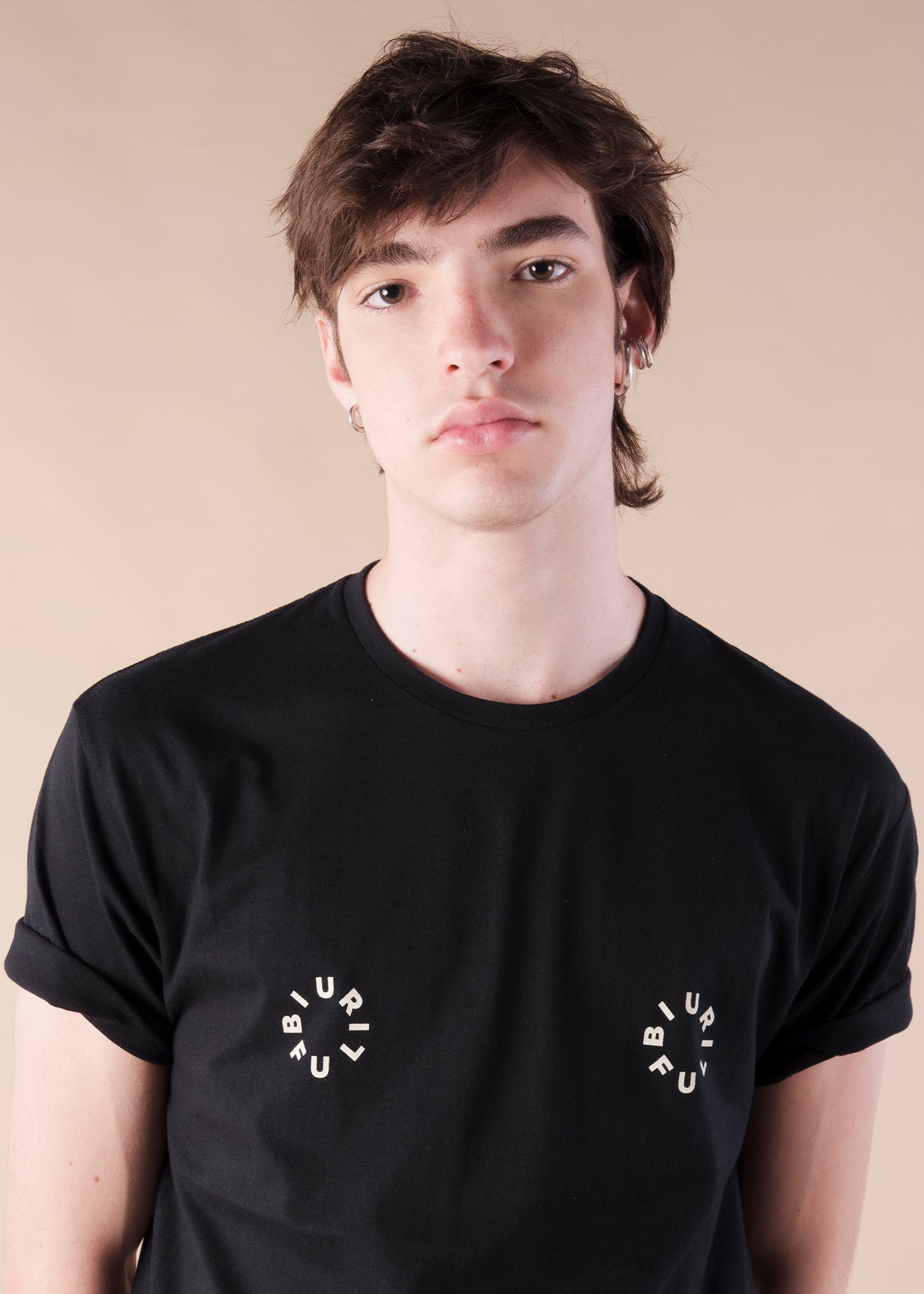 BIURIFUL T-SHIRT BLACK NIPPLES WHITE