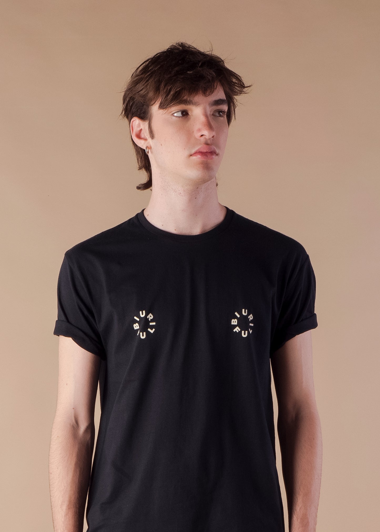 BIURIFUL T-SHIRT BLACK NIPPLES WHITE
