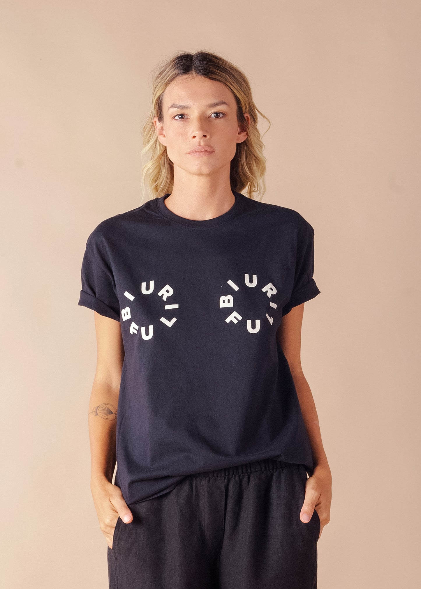 BIURIFUL T-SHIRT BLACK BOOBS WHITE
