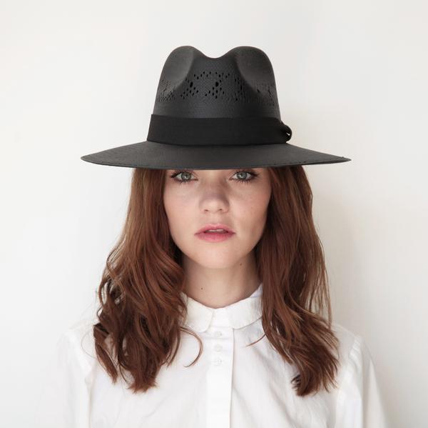BIURIFUL SOMBRERO TOT NEGRO CALADO
