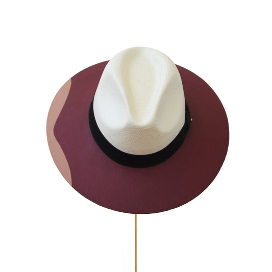 BIURIFUL SOMBRERO COLECCIÓN XEIPS VINO / MACARENA